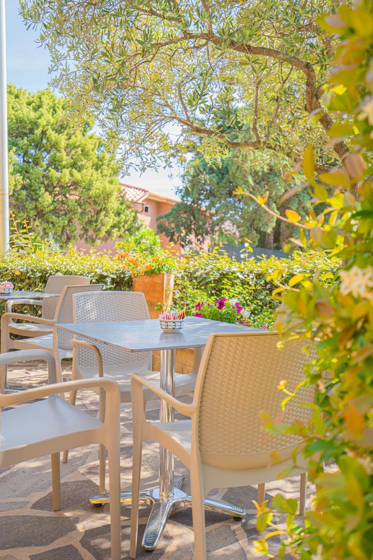 Hotel Lu Pitrali San Teodoro  Ngoại thất bức ảnh