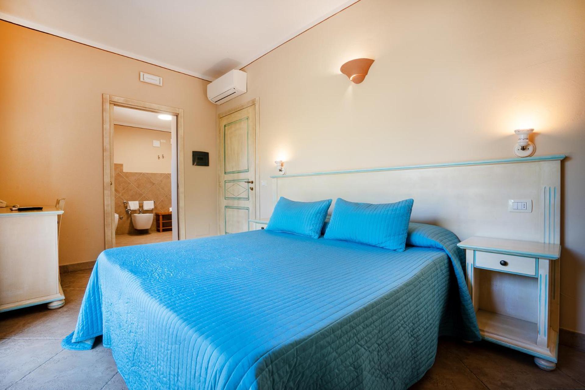 Hotel Lu Pitrali San Teodoro  Ngoại thất bức ảnh