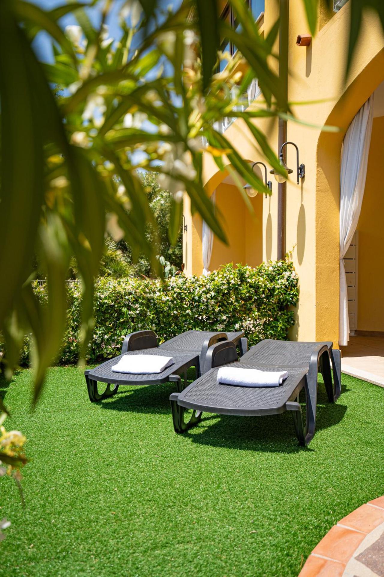 Hotel Lu Pitrali San Teodoro  Ngoại thất bức ảnh