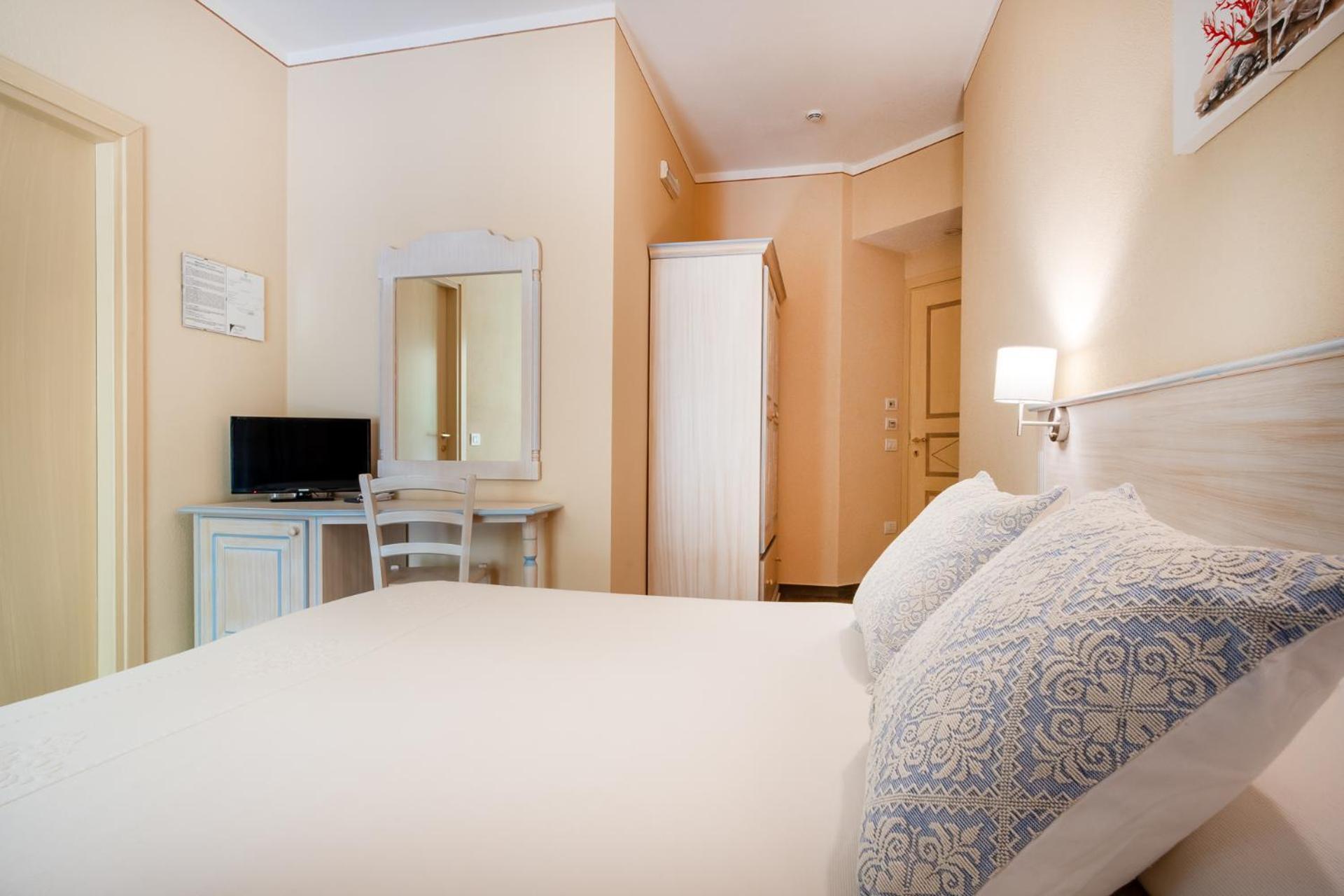 Hotel Lu Pitrali San Teodoro  Ngoại thất bức ảnh